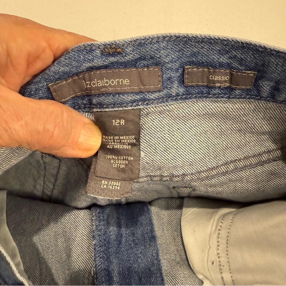 Liz Claiborne Classic Jeans Medium Wash Denim Mom High Waist Women’s Size 12R - Picture 10 of 13